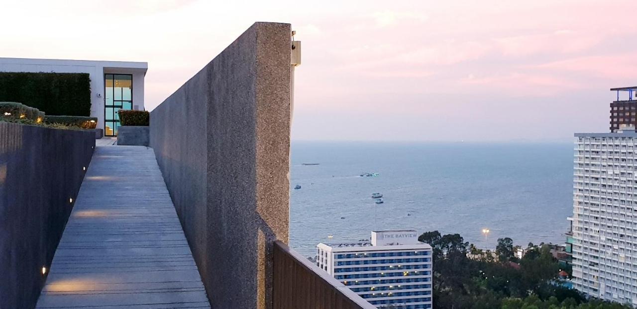 The Base Central Pattaya Quiet King-Bed With Infinity Pool & Free Netflix! Экстерьер фото